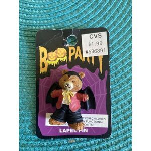 Halloween Vintage 1997 CVS Boo Party HALLOWEEN LAPEL PIN #586891 Dracula Bear